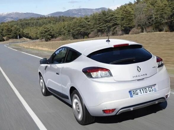 Рено меган купе фото Renault Megane Coupe GT line - Photos, News, Reviews, Specs, Car listings Renaul