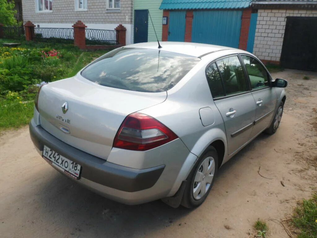 Рено меган седан 2008 фото Renault Megan 2008 г. : Продажа автомобилей