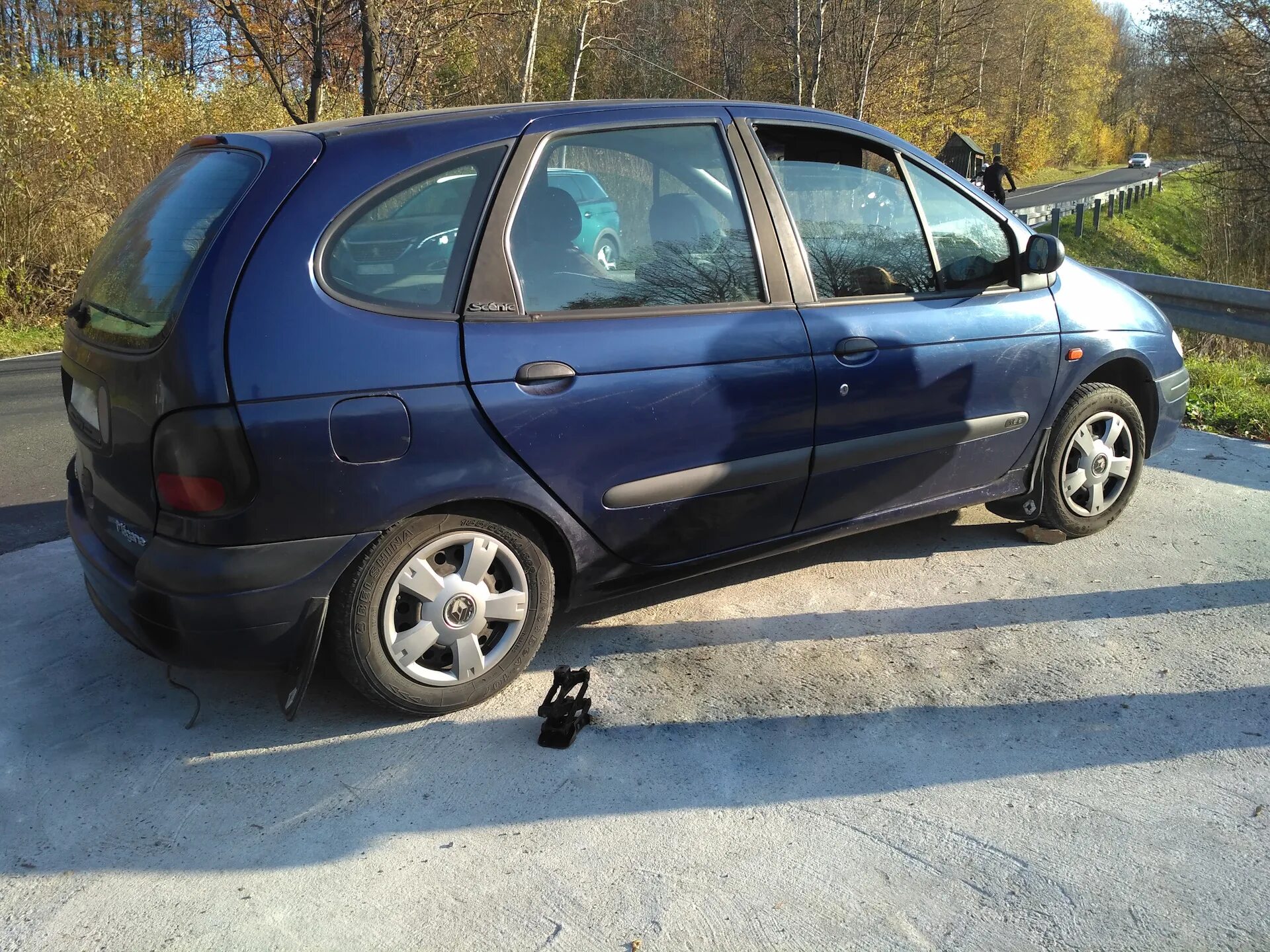 Рено меган сценик 1 фото Ремонт задней подвески - Renault Megane Scenic, 1,6 л, 1998 года визит на сервис