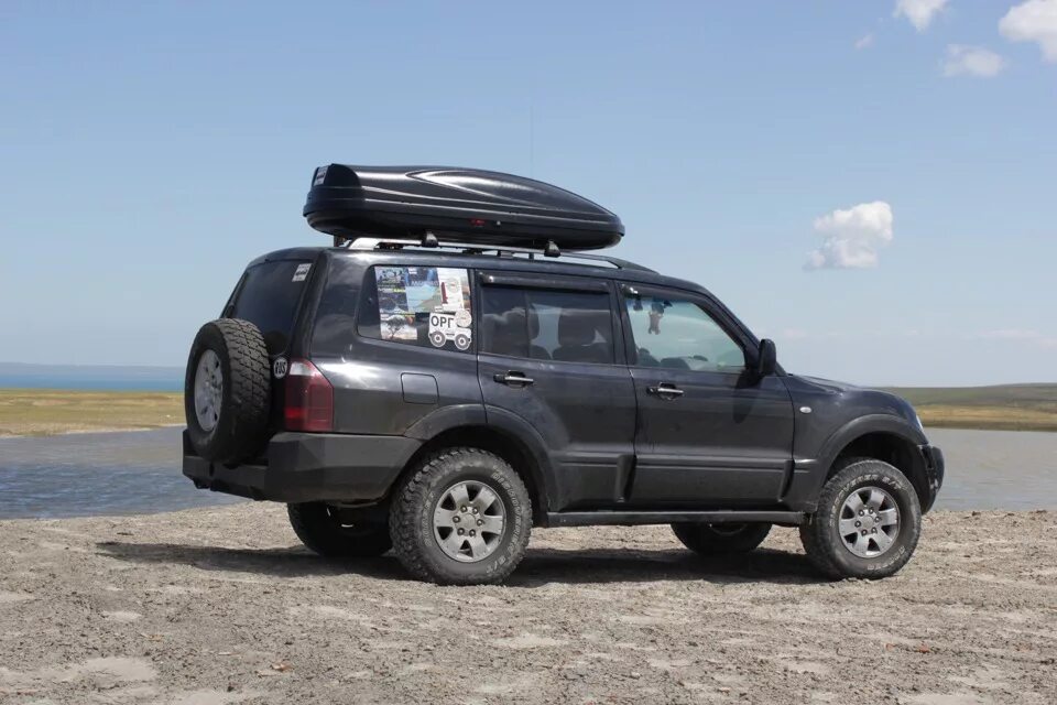 Рено паджеро фото Задний силовой бампер - Mitsubishi Pajero (3G), 3,2 л, 2006 года тюнинг DRIVE2