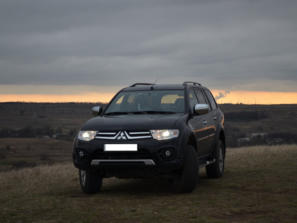 Рено паджеро фото Купить б/у Mitsubishi Pajero Sport II Рестайлинг 3.0 AT (222 л.с.) 4WD бензин ав