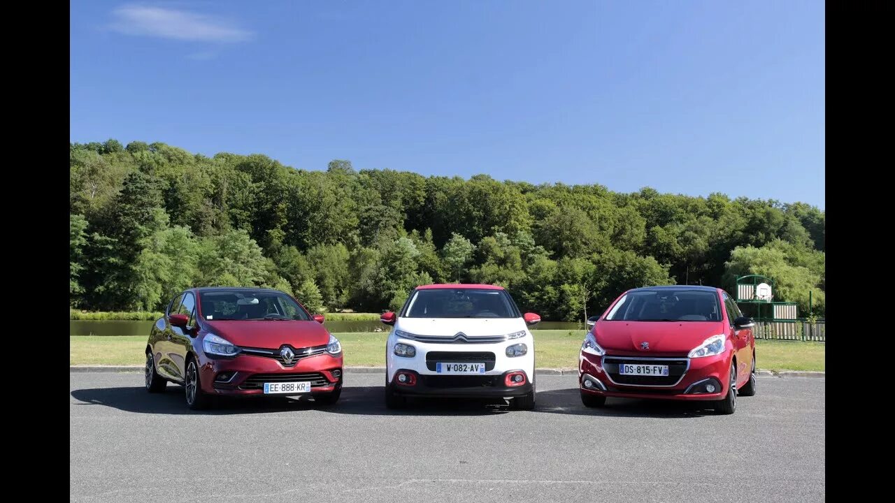 Рено пежо фото Comparatif - Citroën C3 2016 vs Peugeot 208 vs Renault Clio : pas là pour faire 