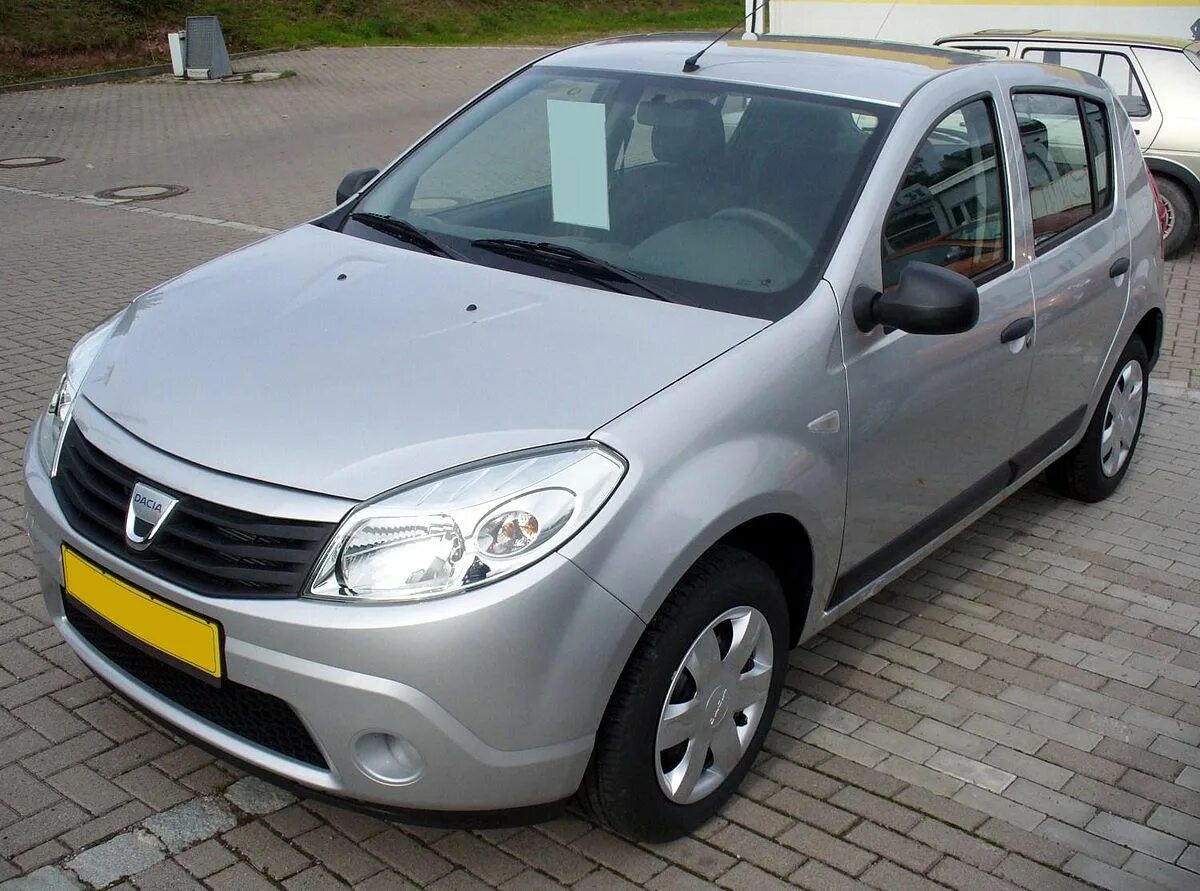 Рено сандеро 1.4 фото Файл:Dacia Sandero 1.4 MPI Ambiance Platingrau.JPG - Википедия