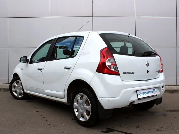 Рено сандеро 1.4 фото Купить Renault Sandero 1,6 автомат, 2012 г., пробег 134650 км, цена 411200 руб -