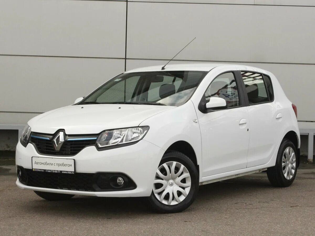 Рено сандеро 2014 фото Купить б/у Renault Sandero II 1.6 MT (102 л.с.) бензин механика в Москве: белый 