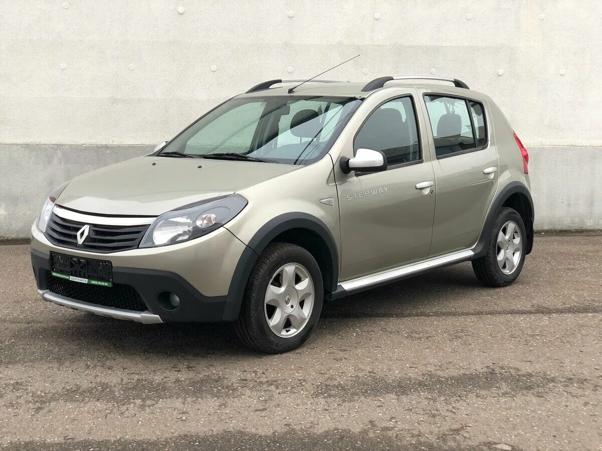 Рено сандеро 2014 фото Купить б/у Renault Sandero I Stepway 1.6 MT (84 л.с.) бензин механика в Ярославл