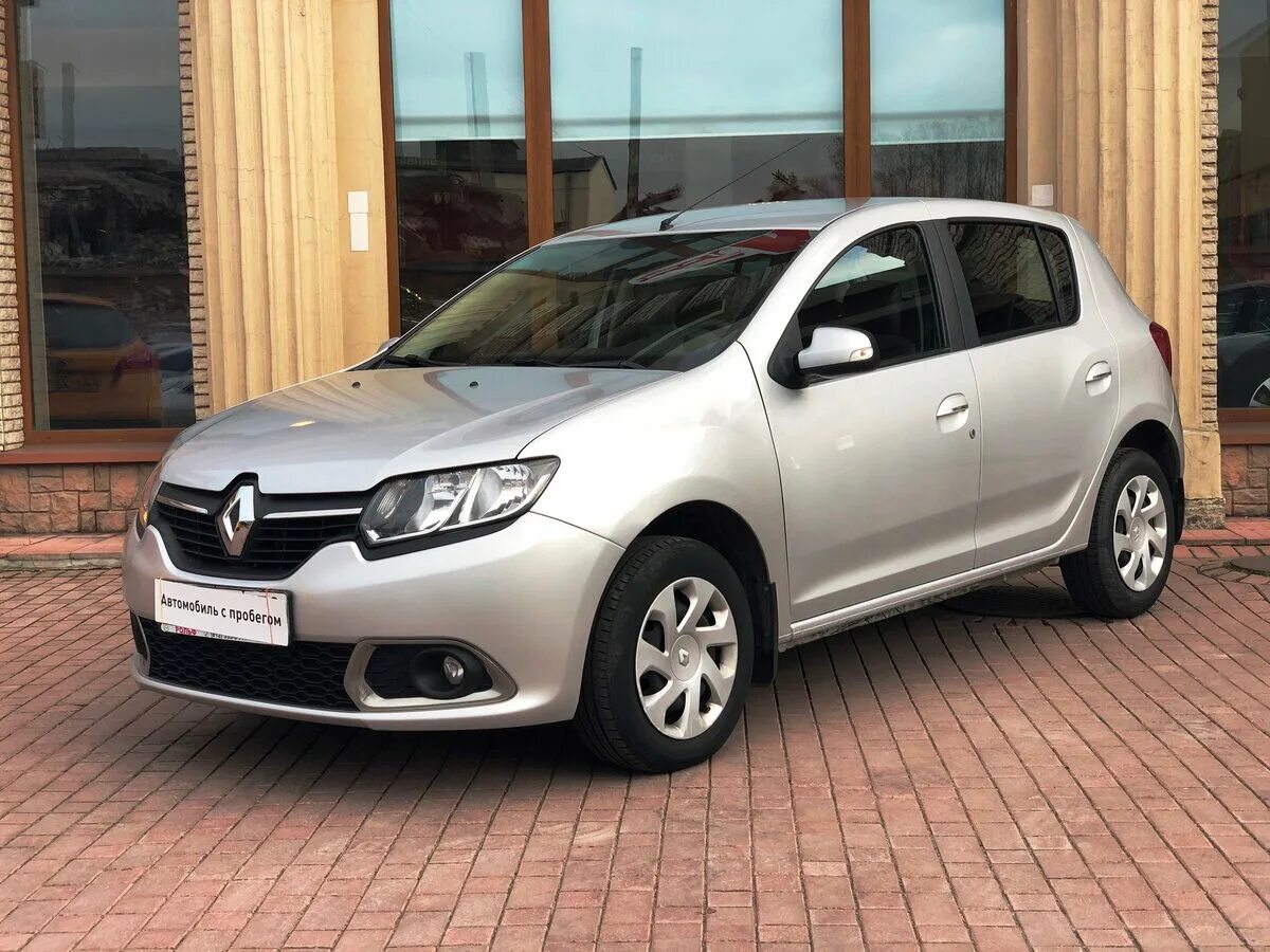 Рено сандеро 2015 фото Купить б/у Renault Sandero II 1.6 AMT (82 л.с.) бензин робот в Санкт-Петербурге: