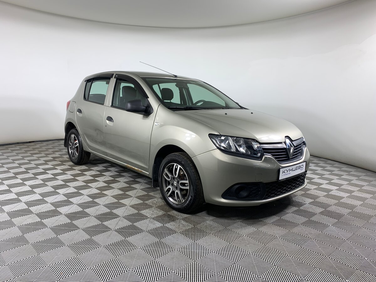 Рено сандеро 2016 фото Купить б/у Renault Sandero II 1.6 MT (82 л.с.) бензин механика в Москве: бежевый