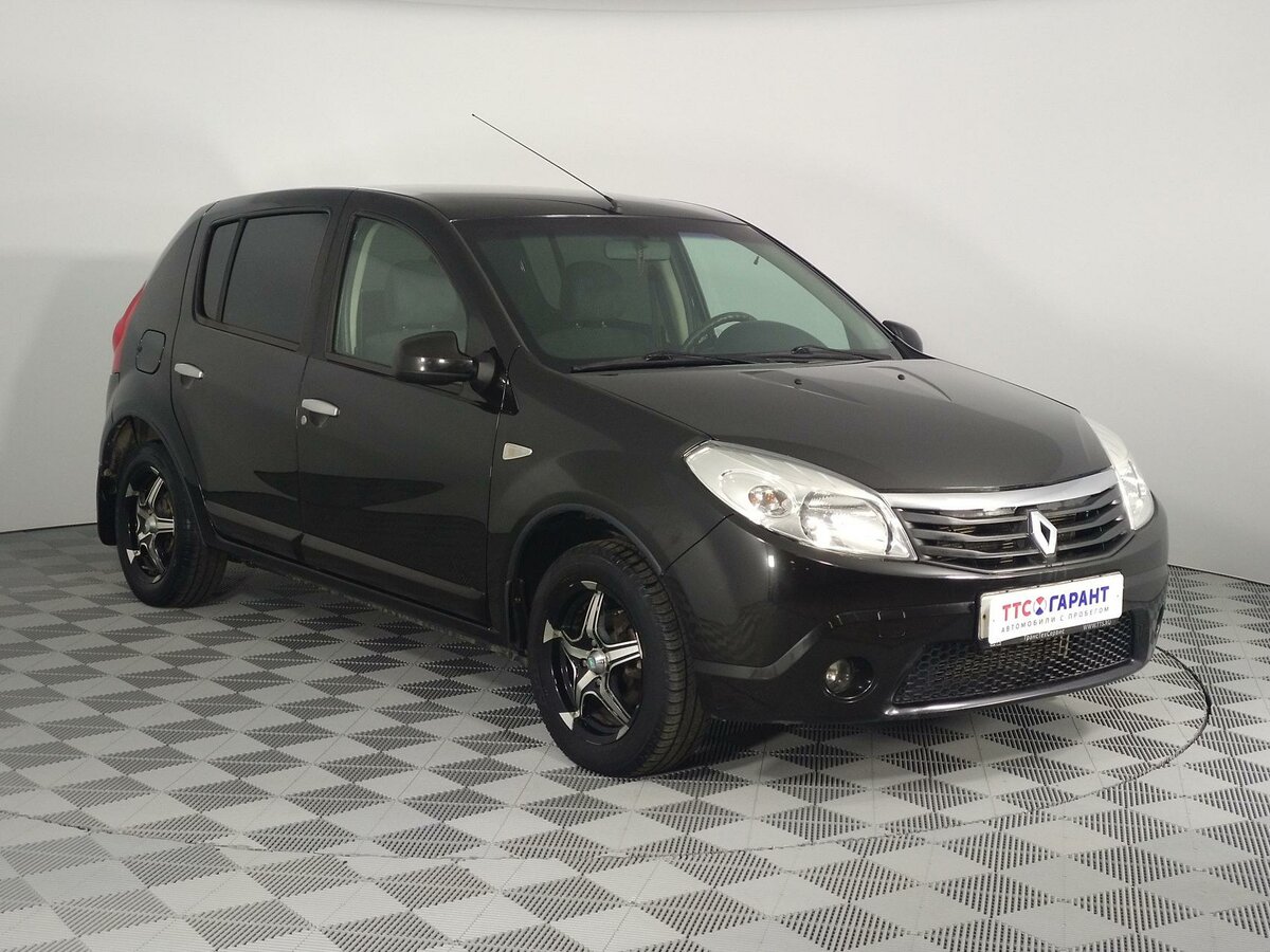 Рено сандеро черный фото Купить б/у Renault Sandero I 1.6 MT (84 л.с.) бензин механика в Казани: чёрный Р