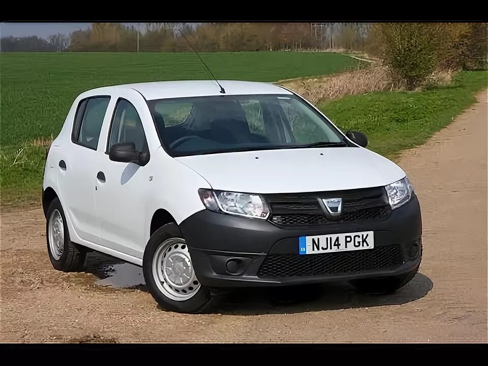 Рено сандеро дача фото Dacia Sandero 2015 Car Review - YouTube