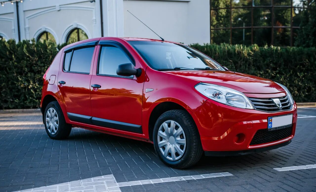 Рено сандеро дача фото Прокат авто автомобиль Dacia Sandero 2009 в Кишиневе Cars4Rent