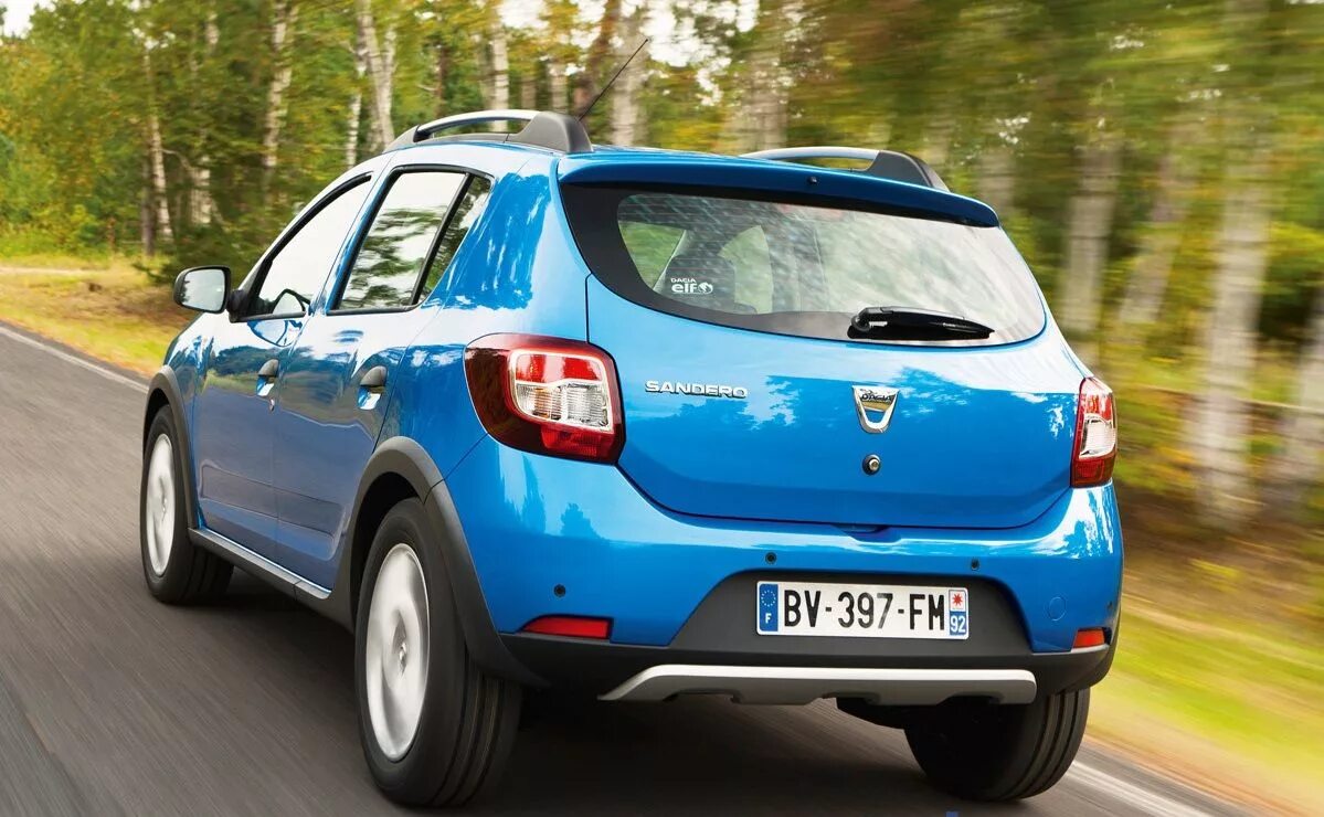 Рено сандеро фото сзади Dacia Sandero Stepway