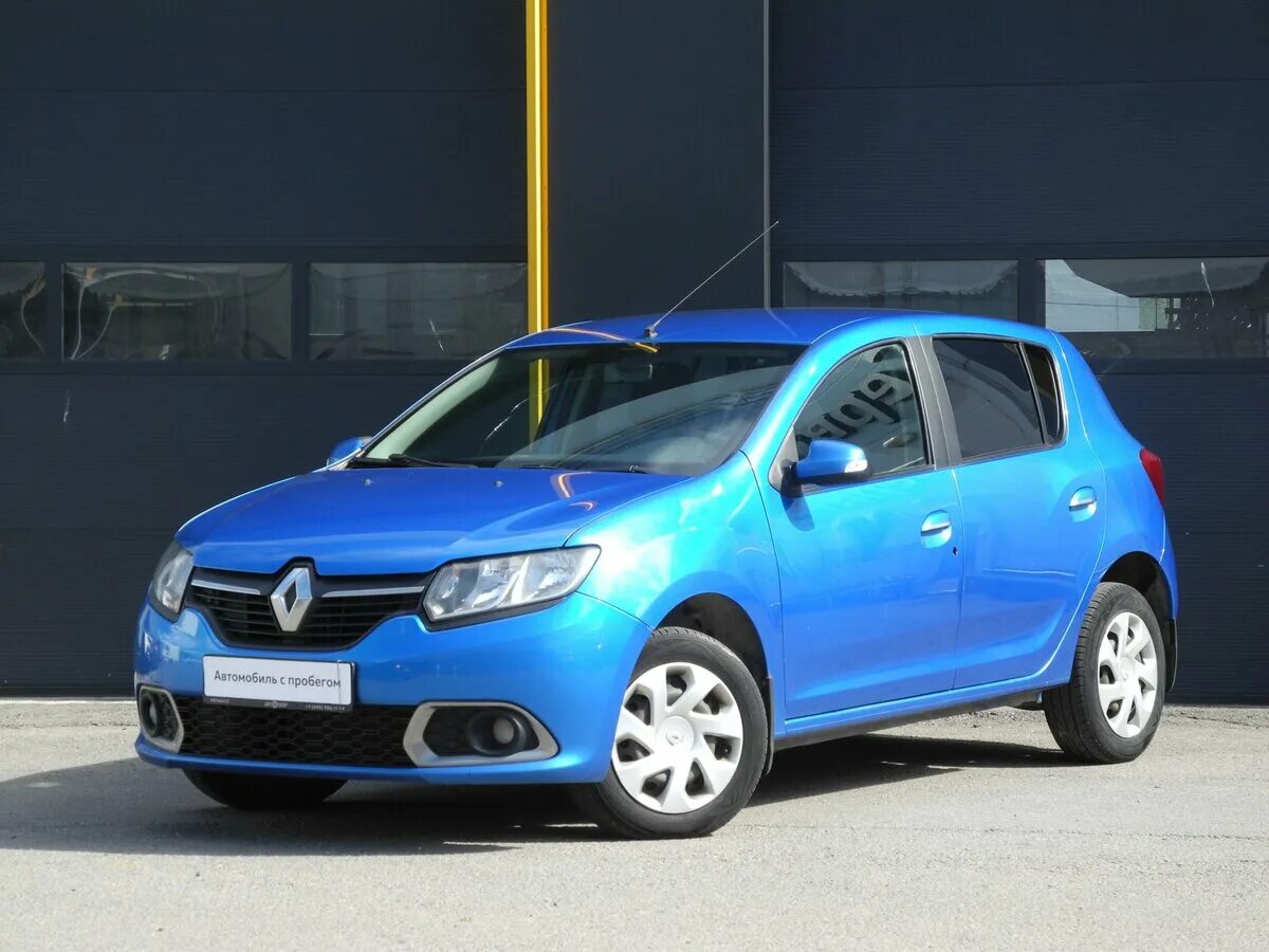 Рено сандеро фото цена с пробегом Купить б/у Renault Sandero II 1.6 MT (82 л.с.) бензин механика в Химках: синий Р