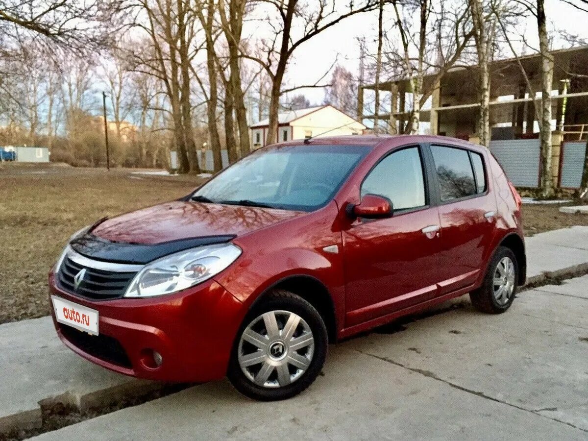 Рено сандеро красный фото Купить б/у Renault Sandero I 1.6 MT (84 л.с.) бензин механика в Санкт-Петербурге