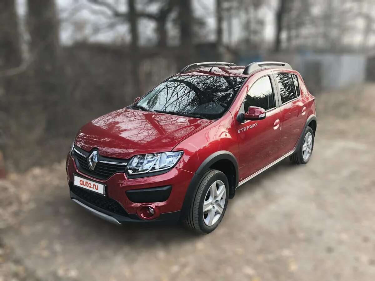 Рено сандеро красный фото Купить б/у Renault Sandero II Stepway 1.6 MT (82 л.с.) бензин механика в Москве: