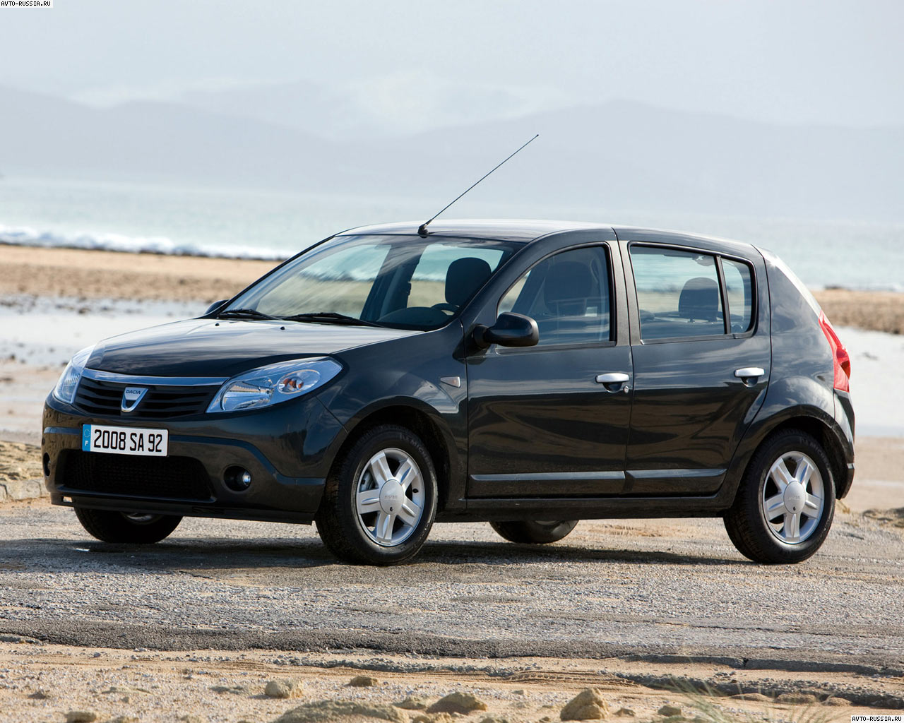 Рено сандеро первого поколения фото Dacia Sandero: цена, технические характеристики, фото Дачия Сандеро, отзывы, обо