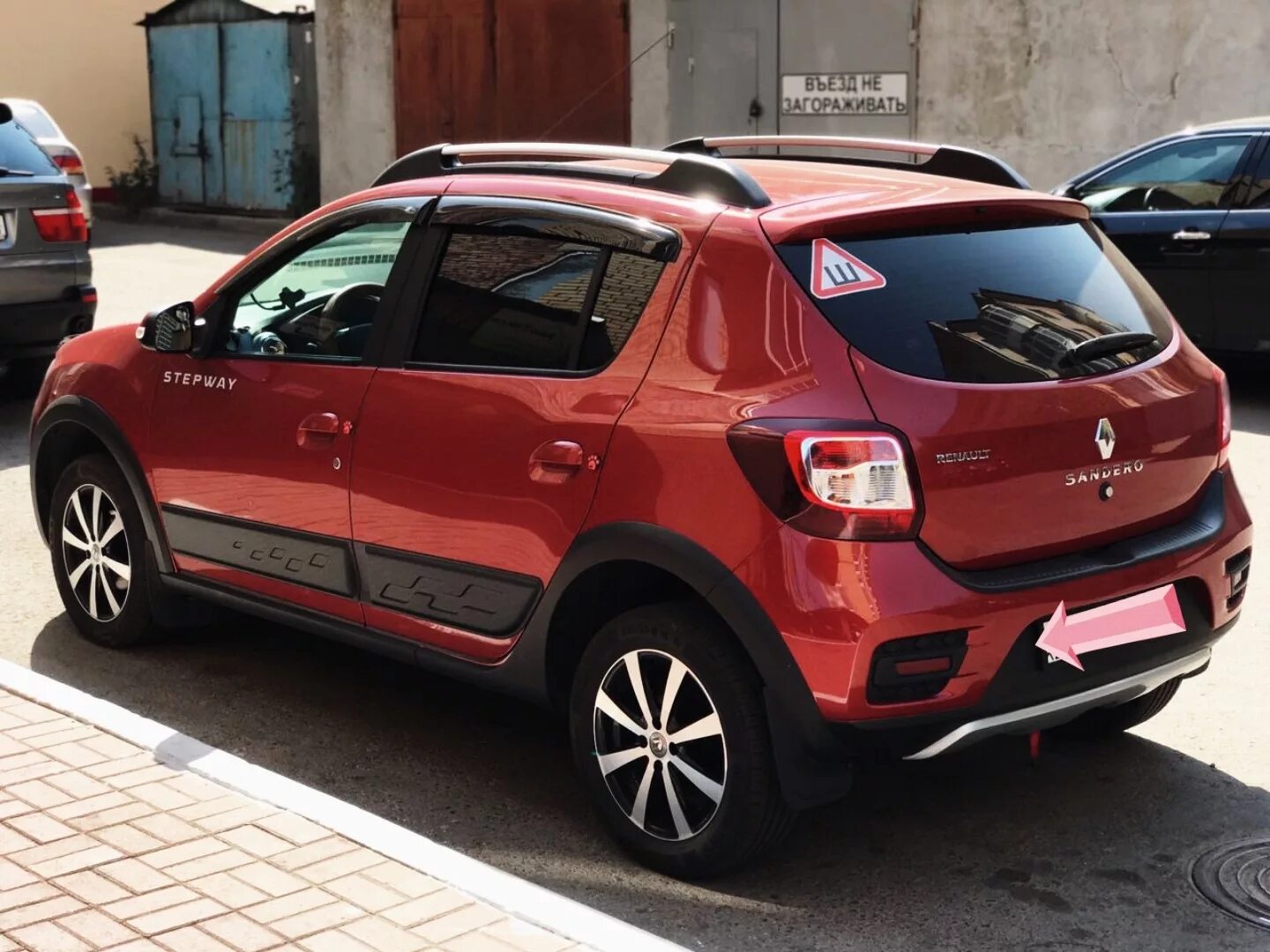 Рено сандеро степвей 2 чип тюнинг Фотографии Renault Sandero Stepway 2015 Авто-мото orion-tennis.ru