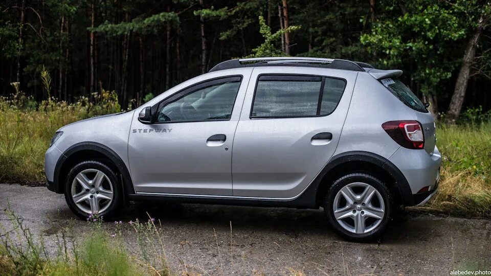 Рено сандеро степвей 2 фото Мокрый фотосет Renault Sandero Stepway х2 - Renault Sandero Stepway (2G), 1,6 л,