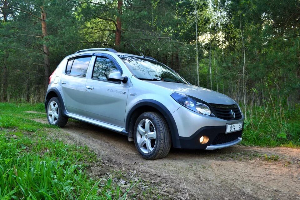 Рено сандеро степвей 2013г фото 11_Фото - Renault Sandero Stepway (1G), 1,6 л, 2013 года фотография DRIVE2