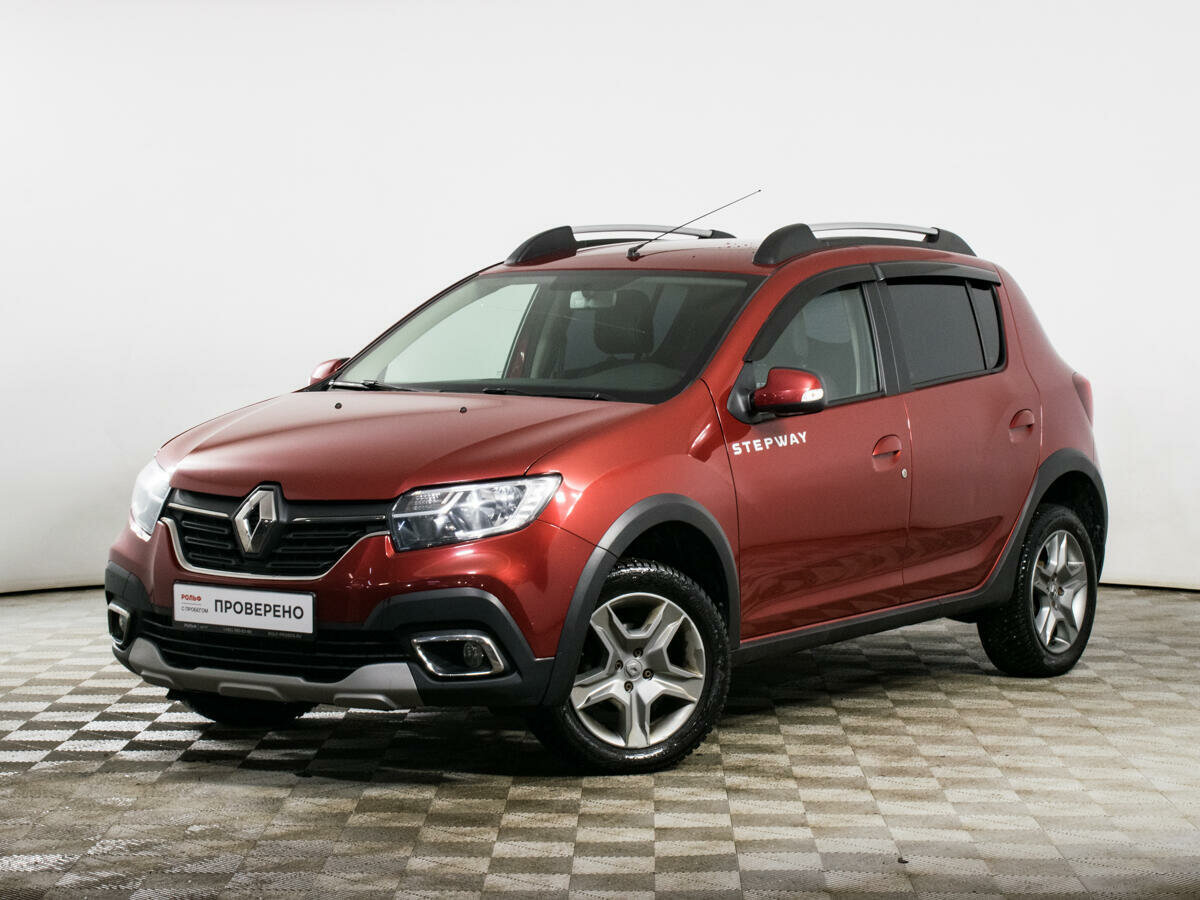 Купить б/у Renault Sandero II Рестайлинг Stepway 1.6 MT (82 л.с.) бензин механик