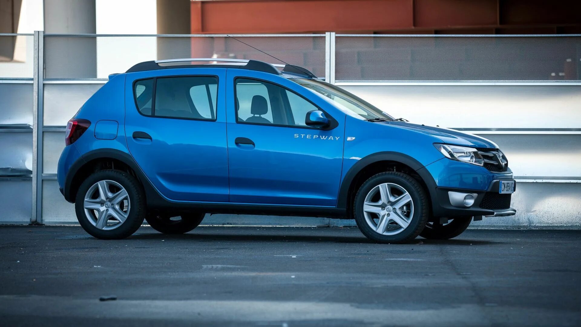 Рено сандеро степвей 2024 фото Prova Dacia Sandero e Sandero Stepway 2013