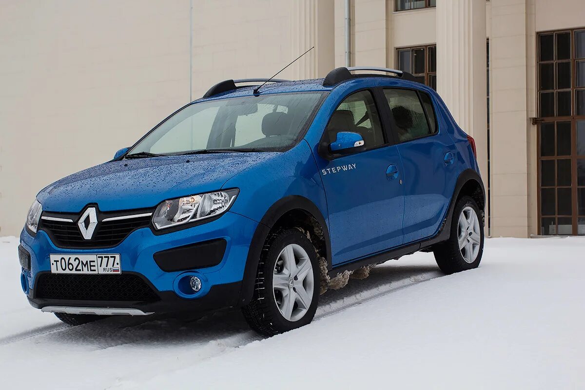 Рено сандеро степвей нов фото Чуть свысока. Тест-драйв Renault Sandero Stepway :: Autonews