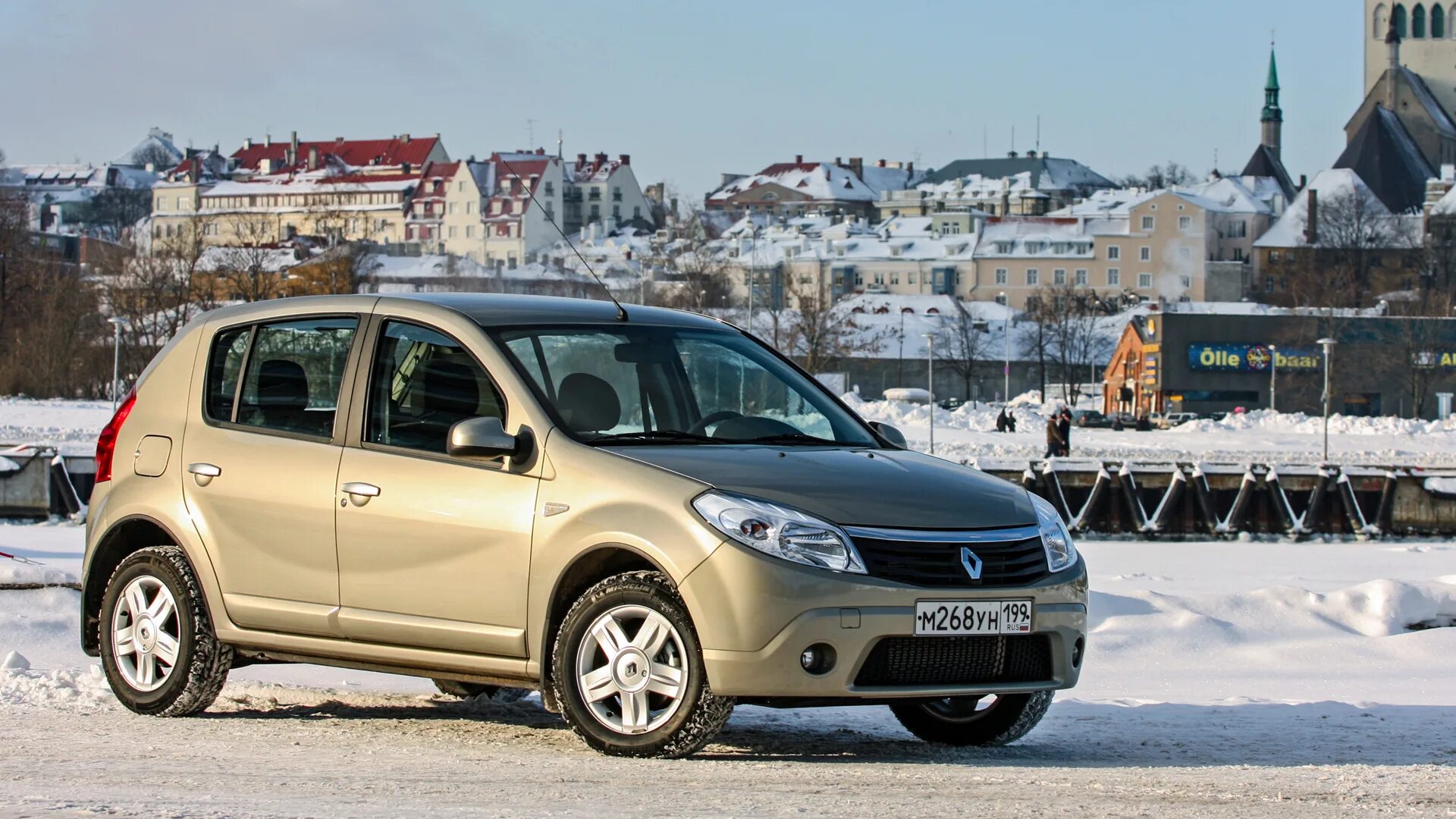 Рено сандеро цвет фото Пытаюсь уловить настроение хэтчбека Renault Sandero - "Тест-драйвы" на DRIVE2