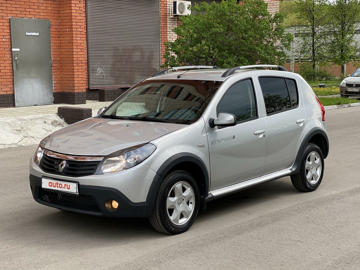 Рено сандеро универсал фото Купить б/у Renault Sandero I Stepway 1.6 AT (103 л.с.) бензин автомат в Москве: 