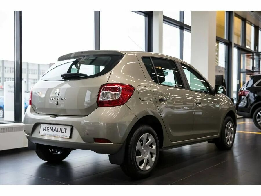 Рено сандеро в новом кузове фото Купить новый Renault Sandero II 1.6 MT (82 л.с.) бензин механика в Москве: серый