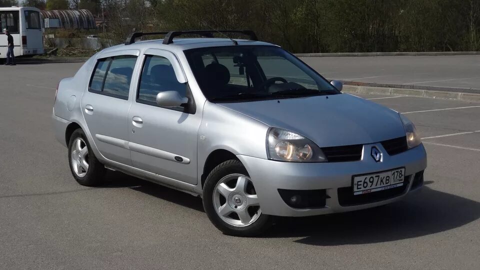 Рено симбол 1.4 фото Renault Symbol 1.4 бензиновый 2007 1.4 16v Silver на DRIVE2