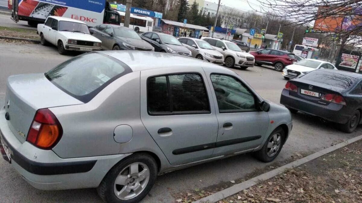 Рено симбол 2004 фото Рено симбол 2004 Sarma-Auto.ru