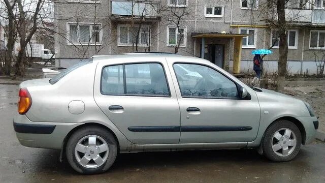 Рено симбол 2005 год фото Renault Symbol 1.4 бензиновый 2005 Серебристый заяц на DRIVE2