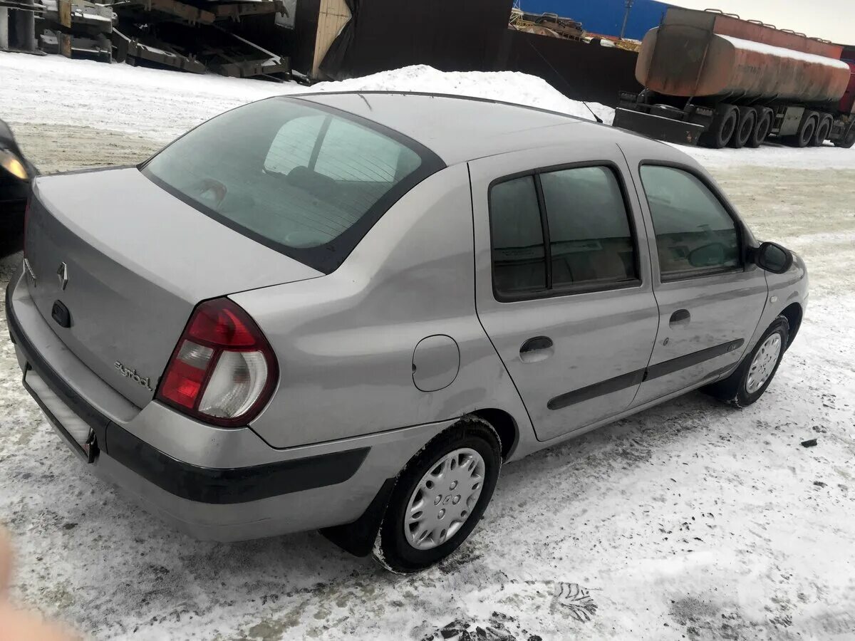 Рено симбол 2005 год фото Купить б/у Renault Symbol I Рестайлинг 1.4 MT (75 л.с.) бензин механика в Санкт-