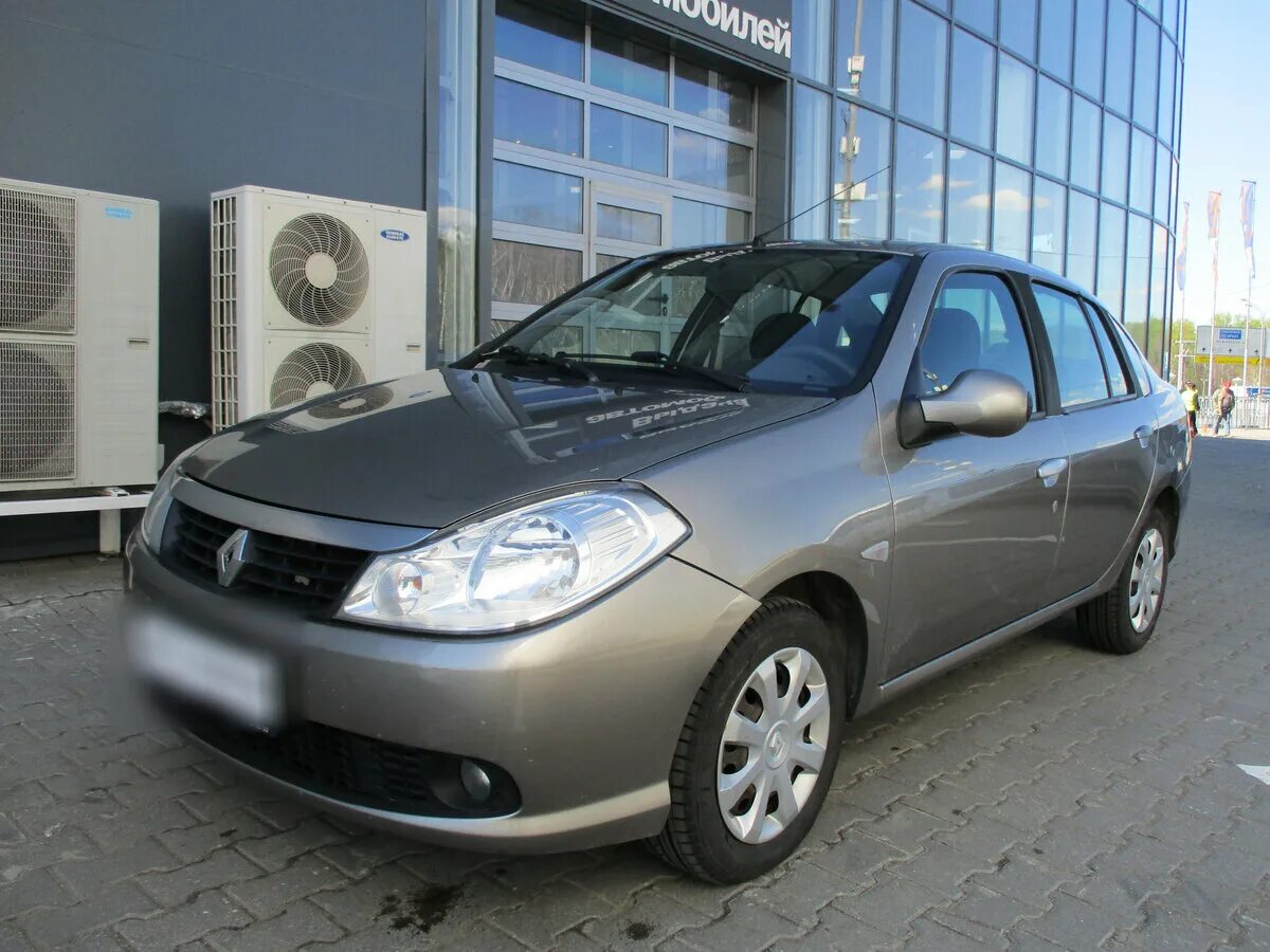 Рено симбол 2010 год фото Купить б/у Renault Symbol ll 1.4 MT (98 л.с.) бензин механика в Москве: серый Ре