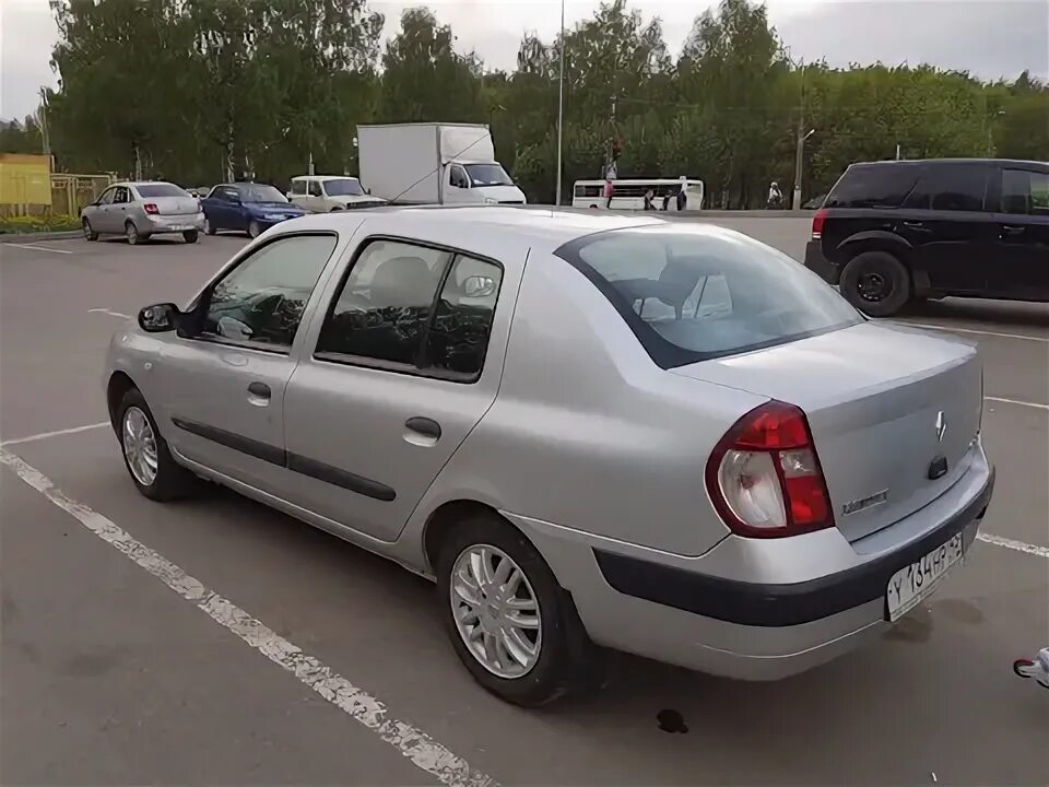 Рено симбол фото 2005 Renault Symbol 16V Боевой француз