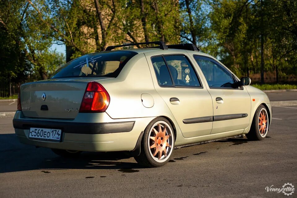 Рено симбол талия 2 тюнинг Фотосессия машины от Venegretto - Renault Symbol, 1,4 л, 2003 года фотография DR