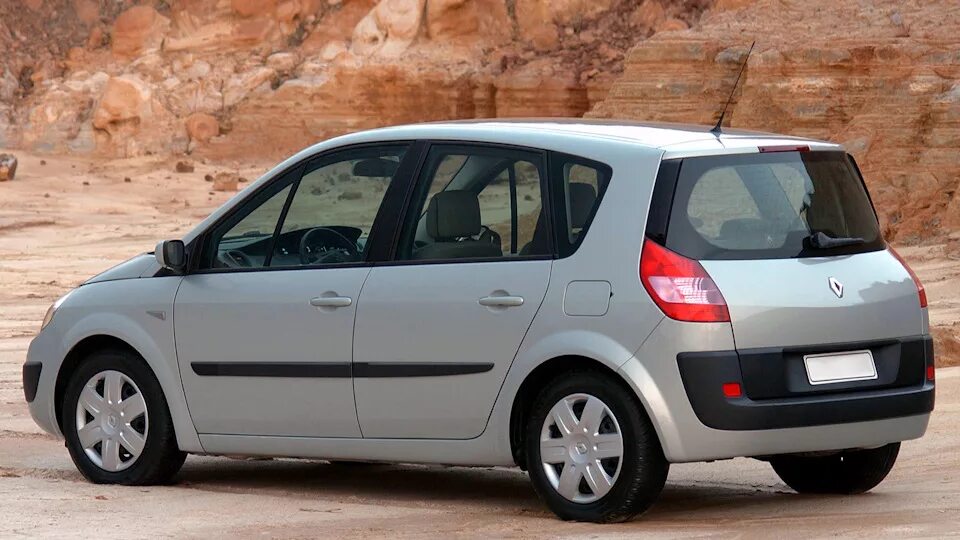 Рено скеникс фото Renault Scenic II 2.0 бензиновый 2006 f4r на DRIVE2