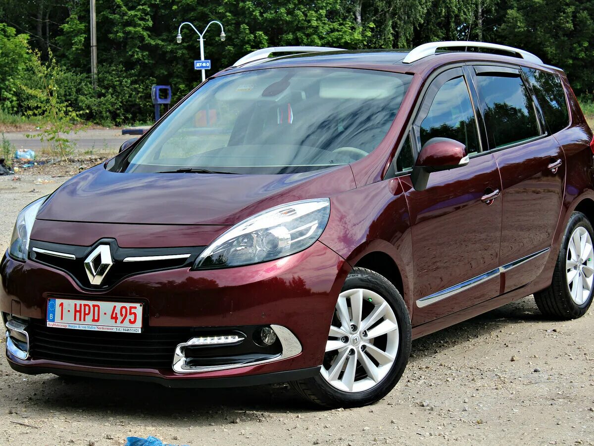 Рено сценик рестайлинг фото Купить б/у Renault Scenic III Рестайлинг 2 Grand 1.5d MT (110 л.с.) дизель механ