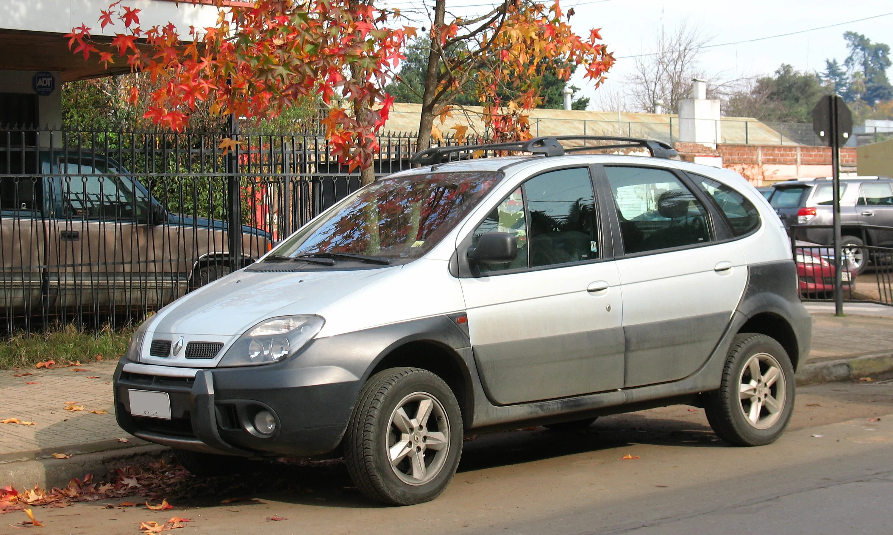 Рено сценик рх4 фото File:Renault Scenic RX4 1.9 dCi RXE 2003 (42882476384).jpg - Wikimedia Commons