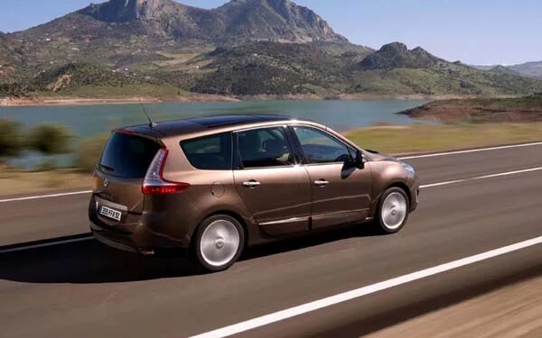 Рено сценик универсал фото Автомобили Renault Scenic Grand (2009-2012). Каталог, фото, обзор, история Renau