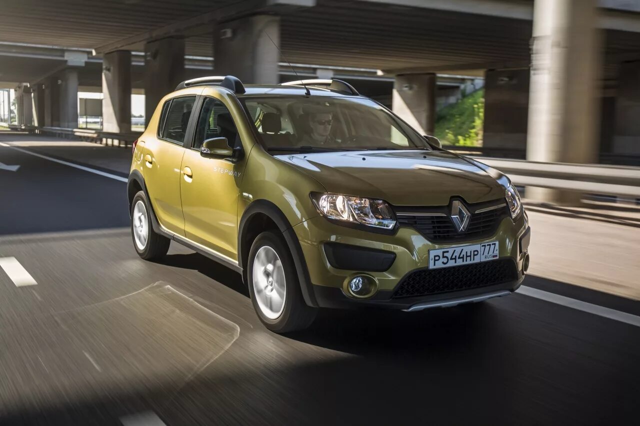 Рено степвей фото Тест-драйв Renault Sandero Stepway: теперь с "автоматом" и "роботом" - Журнал Дв