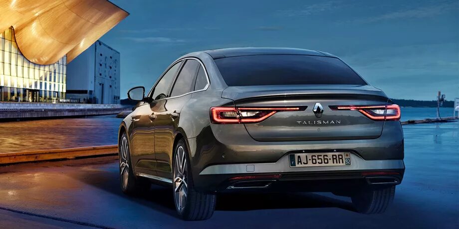 Рено талисман 2024 фото Седан Renault Talisman совместил умное шасси с просторным салоном - DRIVE2