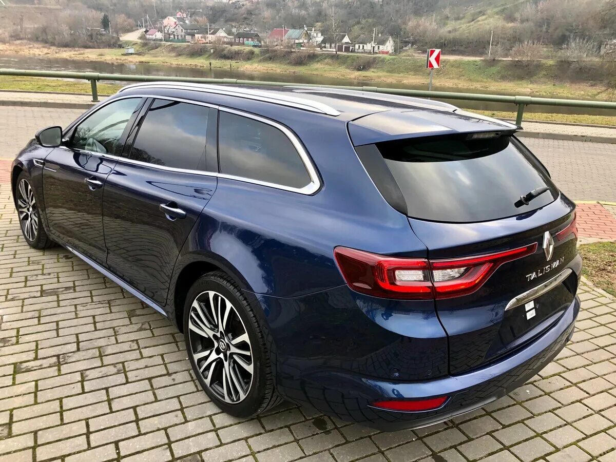 Рено талисман универсал фото внутри и снаружи Купить б/у Renault Talisman I 1.6d AMT (160 л.с.) дизель робот в Гродно: фиолето