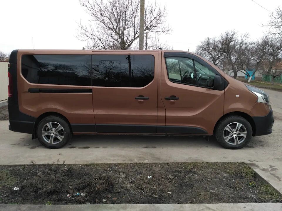 Renault Trafic фургон AT E-Tech электро 122 л.с. передний привод 3 поколение, ре