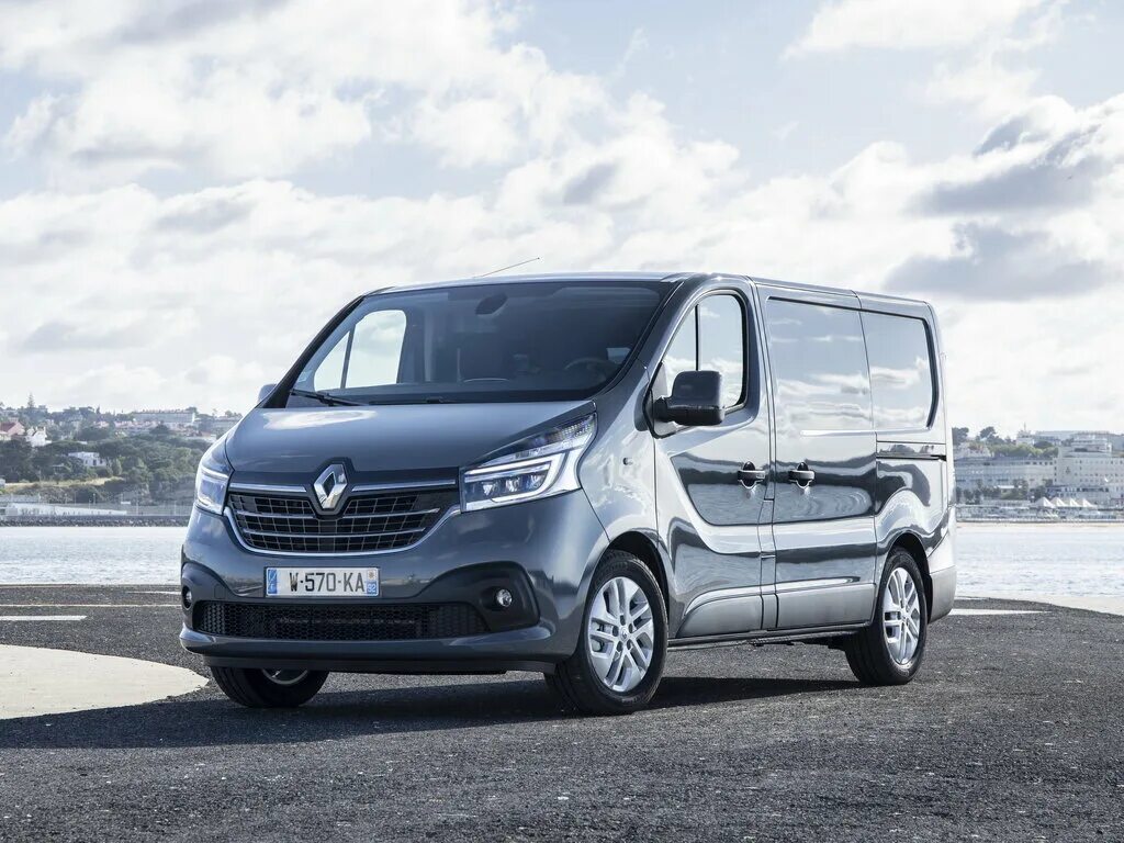 Рено трафик 3 фото Renault Trafic рестайлинг 2019, 2020, 2021, цельнометаллический фургон, 3 поколе