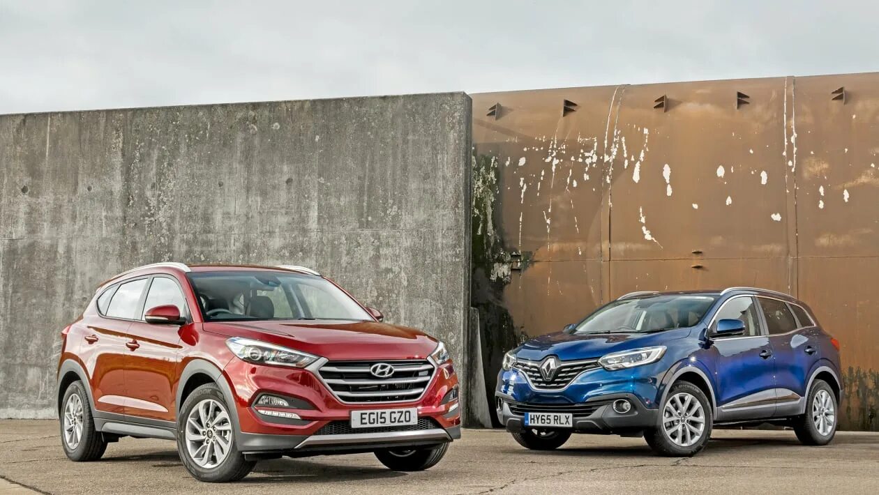 Рено туксон фото Hyundai Tucson vs Renault Kadjar Auto Express