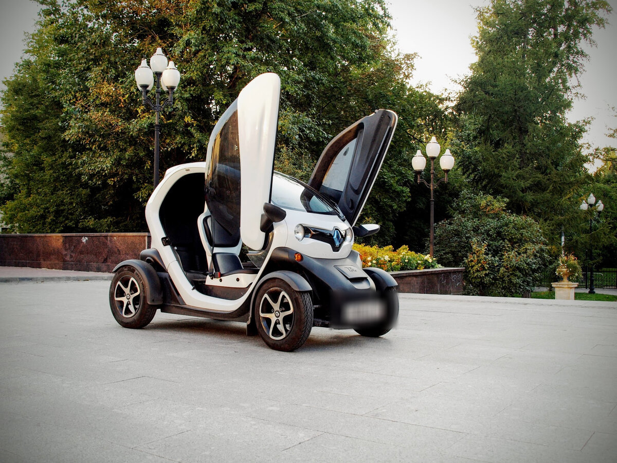 Рено твизи фото Купить б/у Renault Twizy 2011-2023 Electro AT (13.0 кВт) электро автомат в Москв