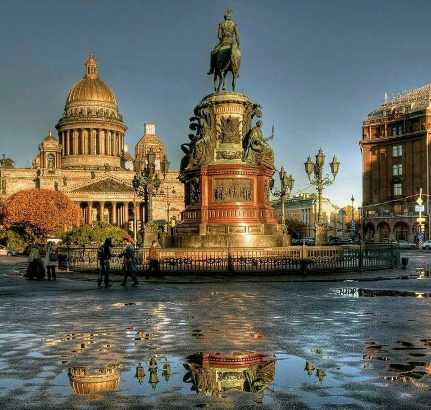 Рента фото спб Piazza Sant'Isacco, San Pietroburgo St petersburg, Beautiful places, Beautiful p