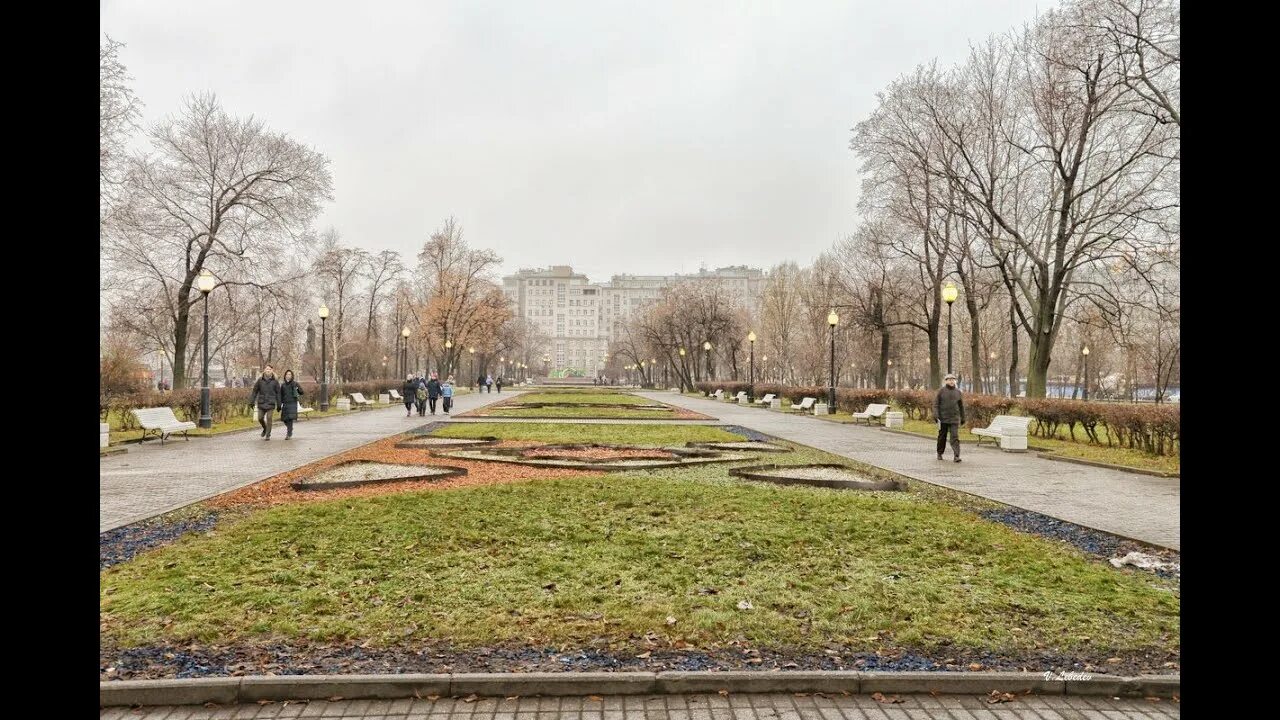 Репинский сквер москва болотная набережная фото Москва. Болотная площадь, самая дорогая недвижимость в России. - YouTube