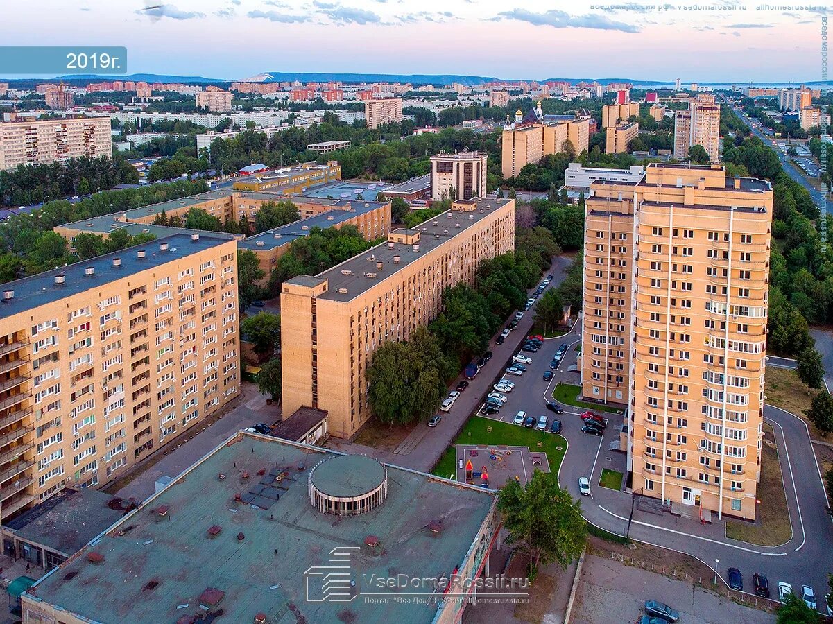 Революционная 3 тольятти фото Togliatti, Revolyutsionnaya st house 3 к.2. Apartment house